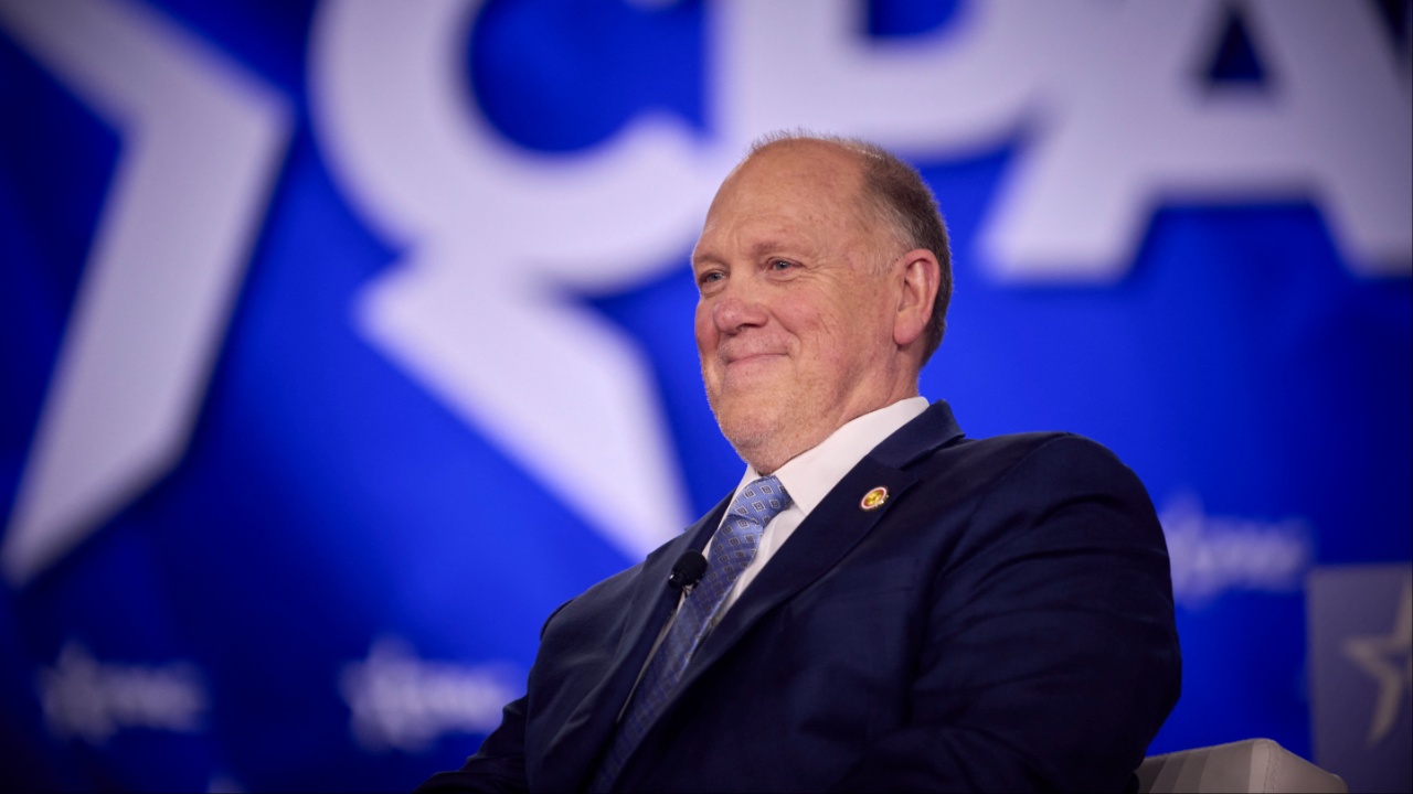 Tom Homan Is ‘Rubbing Salt’ in Kristi Noem’s Wounds by Using Controversial Luxury Jet Amid DHS Tensions, Report Says